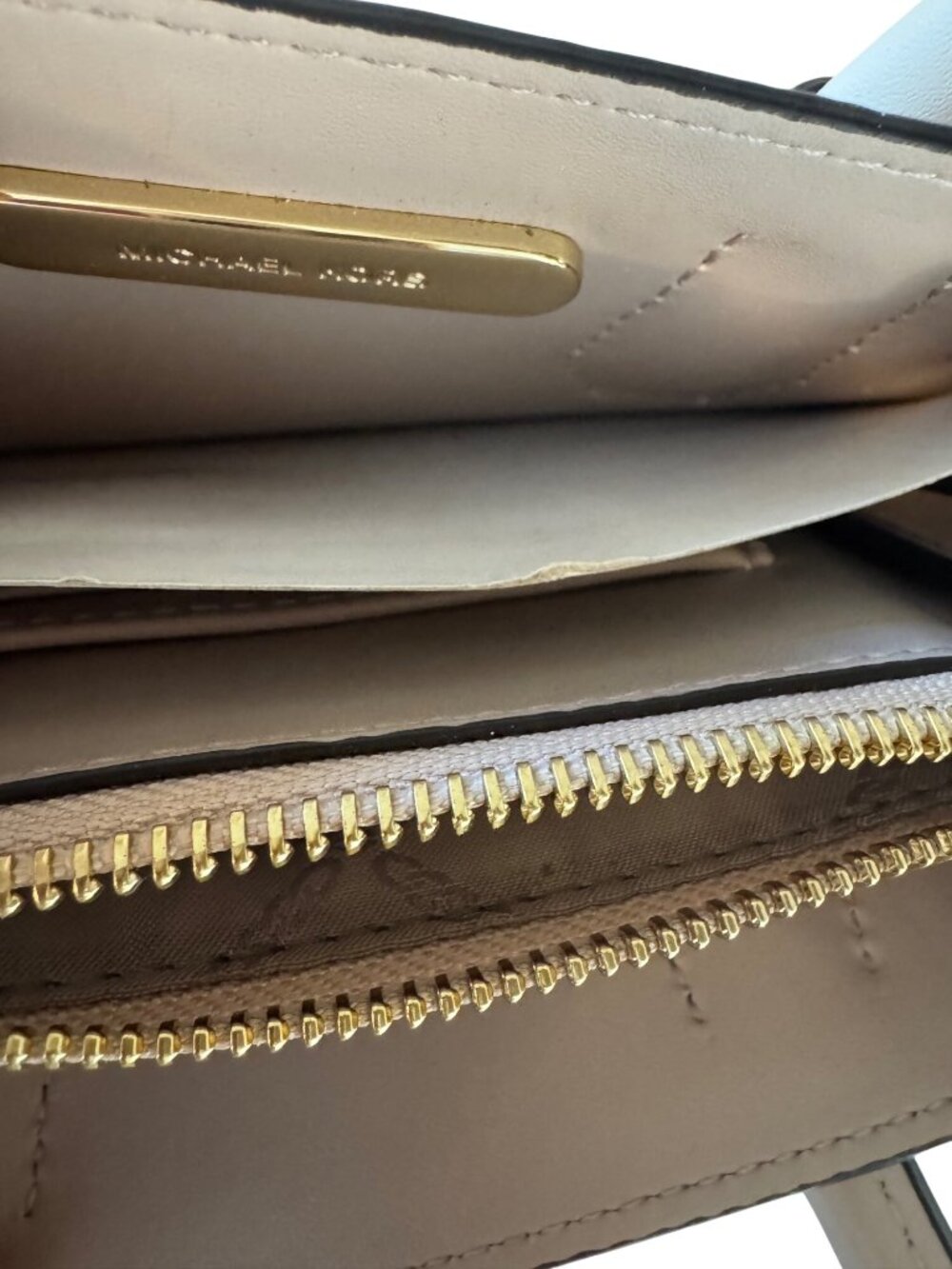 Michael Kors Mini Leather Satchel Beige With Dust Bag & Care Card - Picture 6 of 7